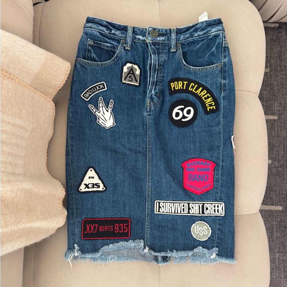 ♣️Moussy Denim Pencil Skirt with Colorful Patches♠️